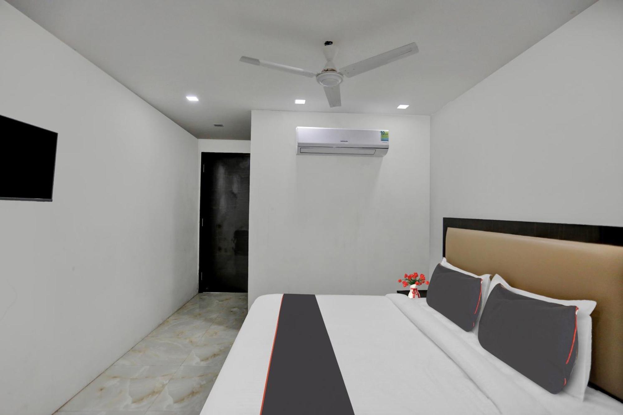 Super Townhouse The Arrow Near Lotus Temple Nova Deli Exterior foto